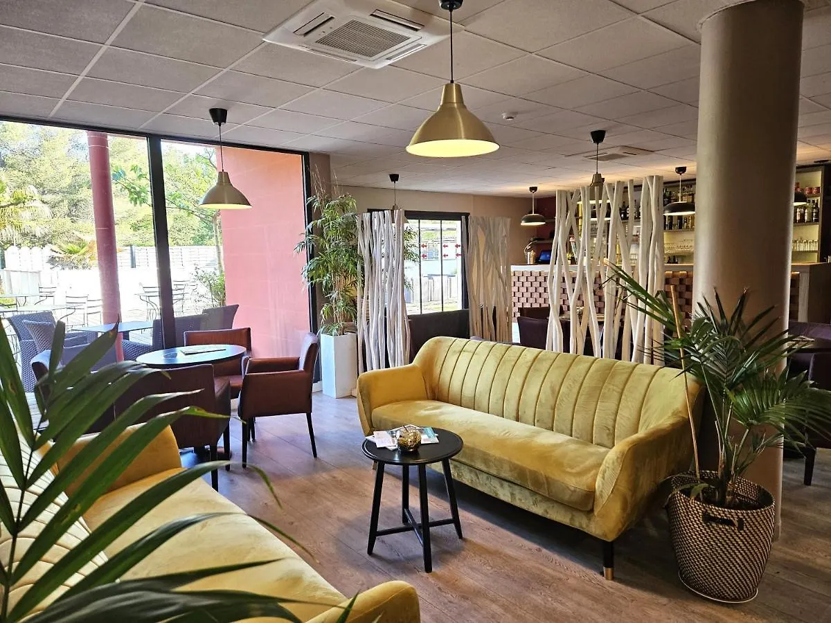 Best Western Terre De Provence 르 카네 데 모르 호텔
