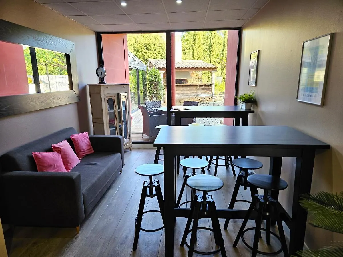 Best Western Terre De Provence 르 카네 데 모르